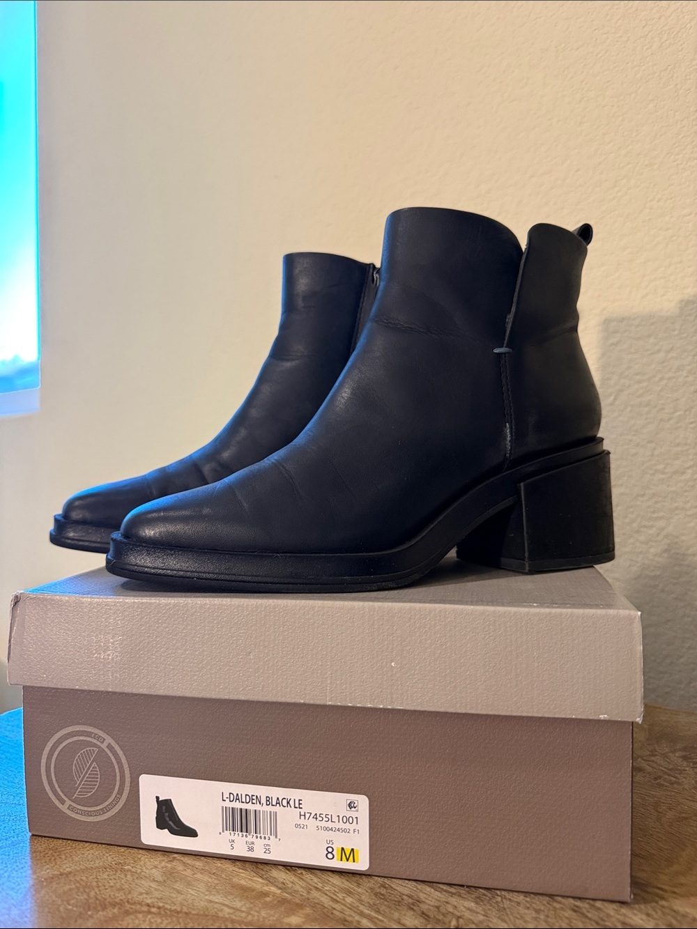 Franco Sarto Dalden Black Leather Ankle Boots